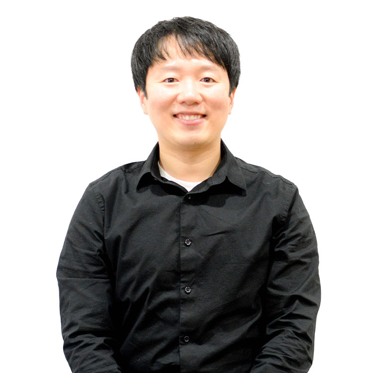<h4>Chunwoo Kang</h4>